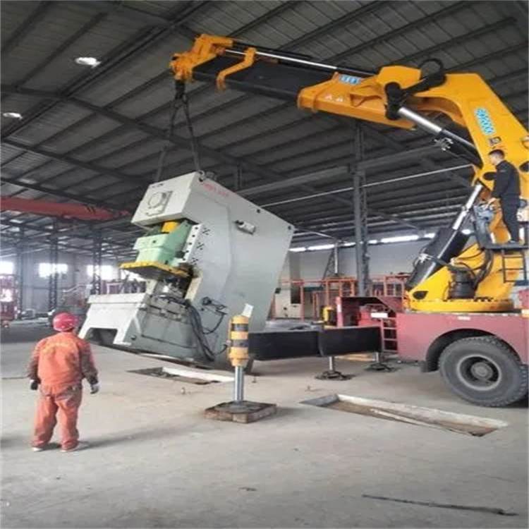 中堂镇80吨折臂吊车出租附近电话